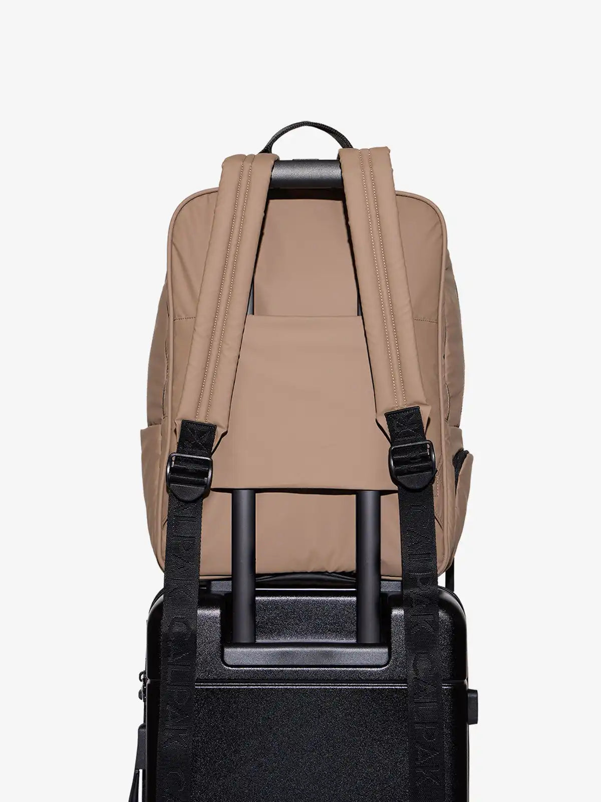 calpaktravelmalls.com