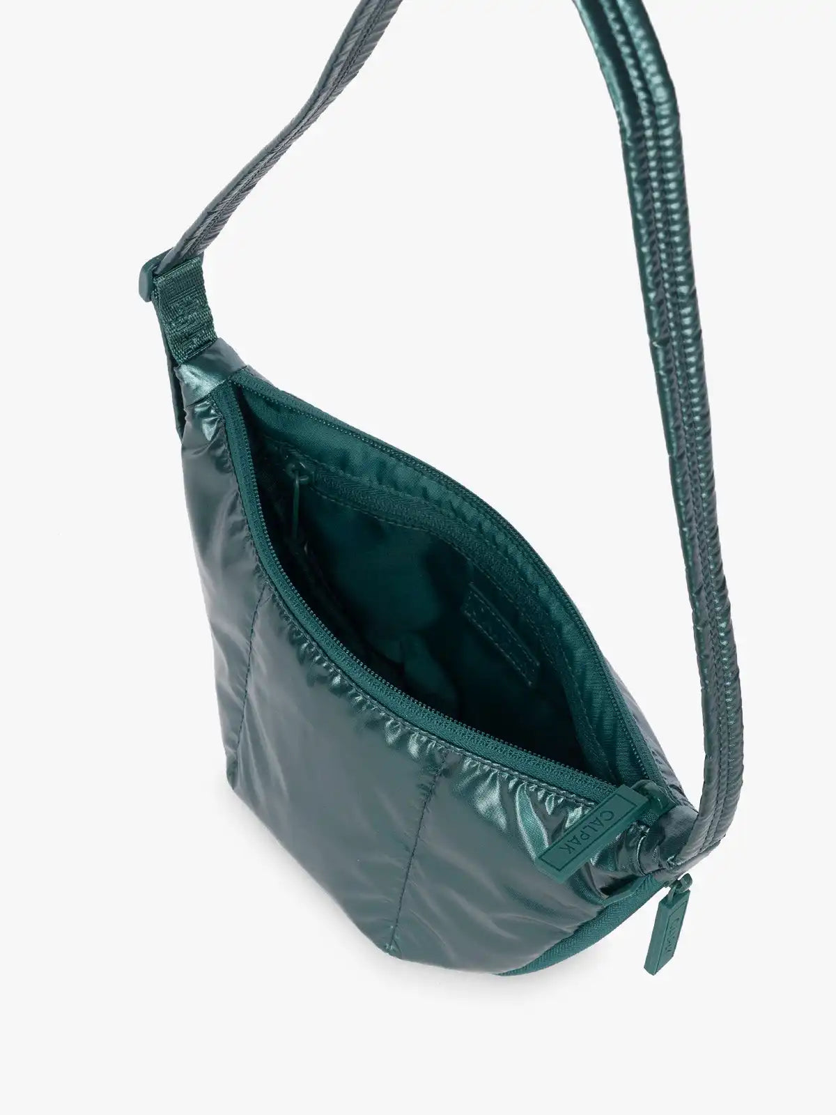 calpaktravelmalls.com