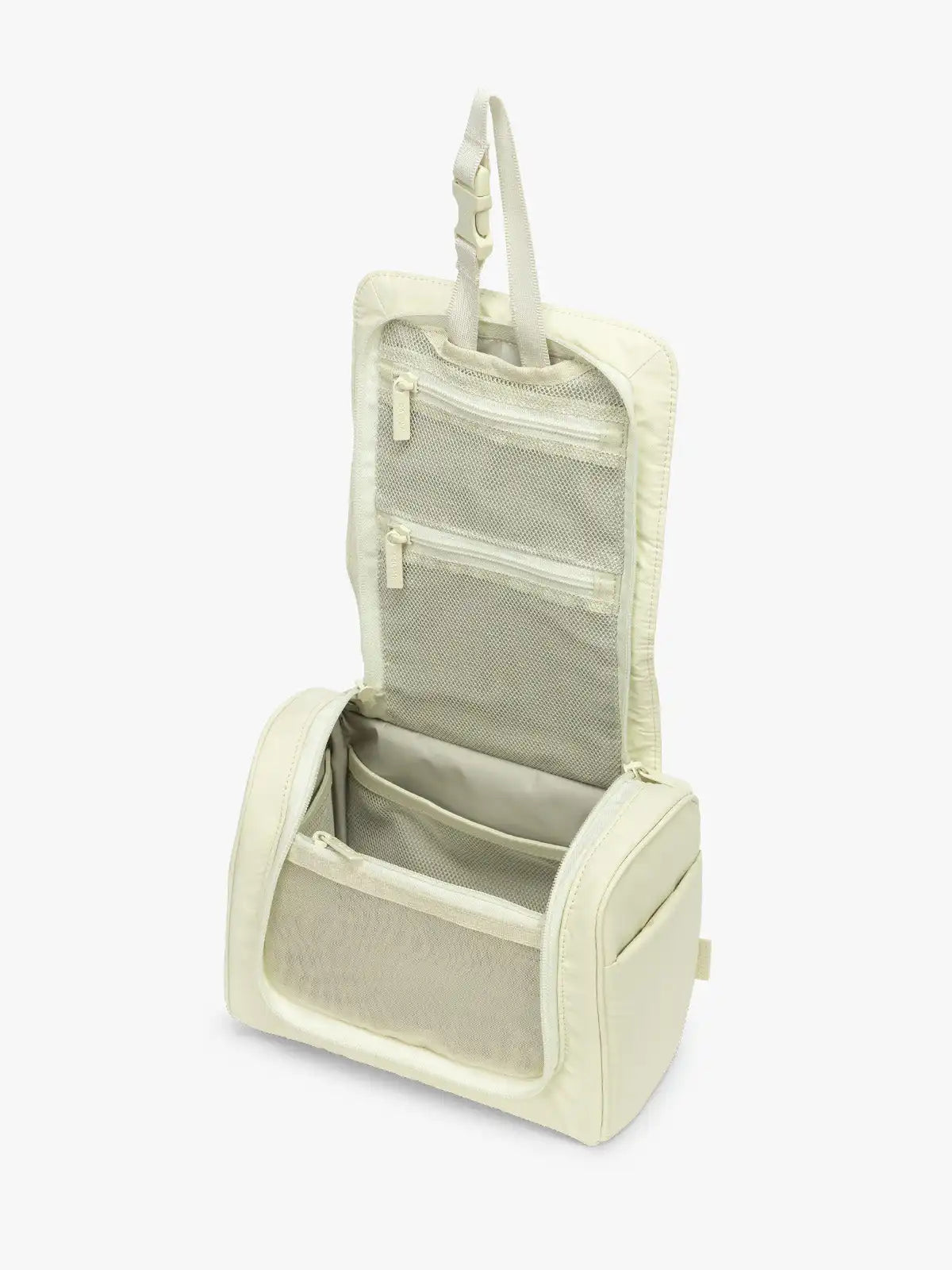 calpaktravelmalls.com