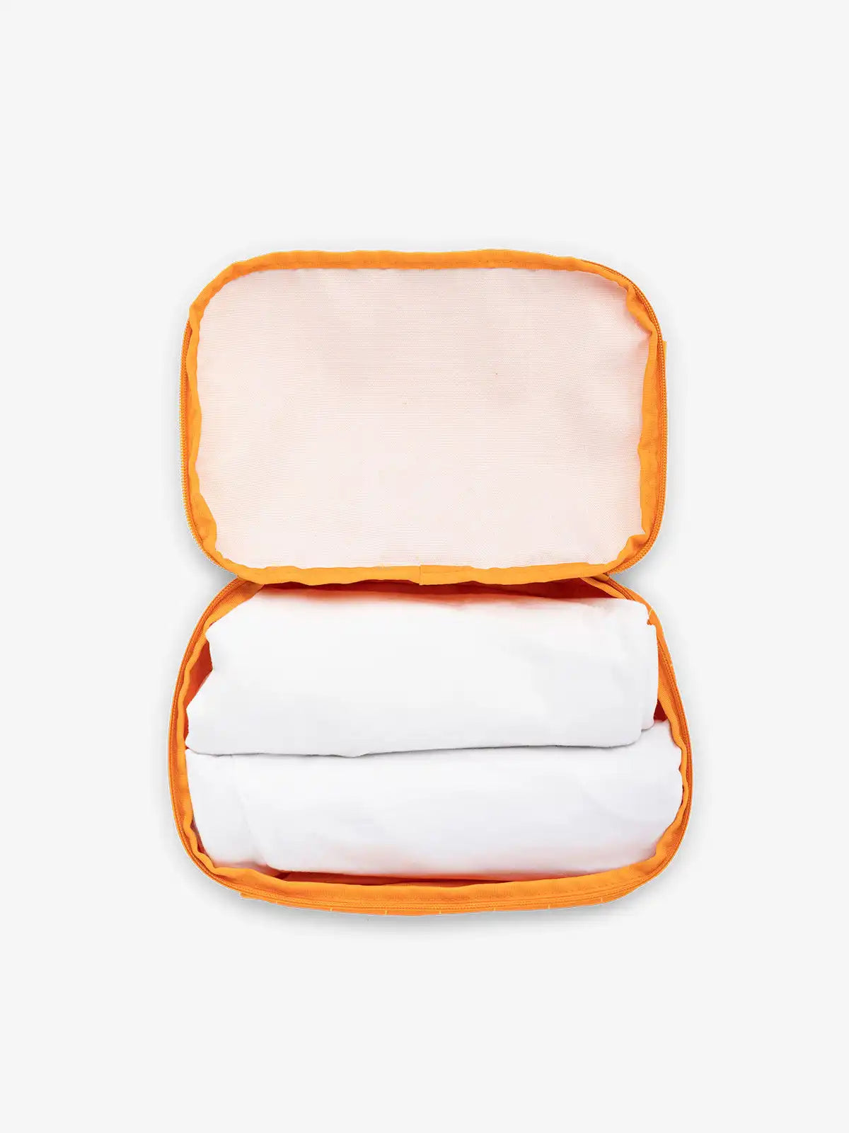 calpaktravelmalls.com