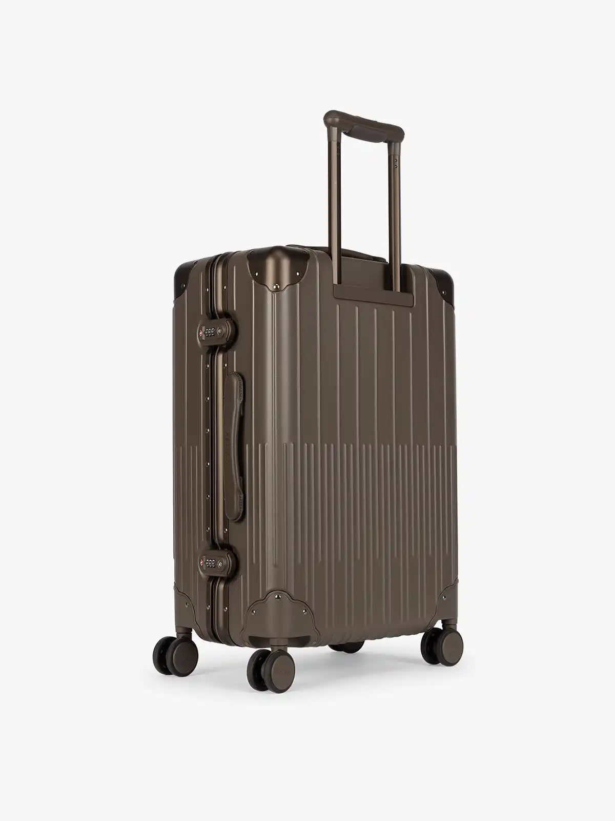 calpaktravelmalls.com