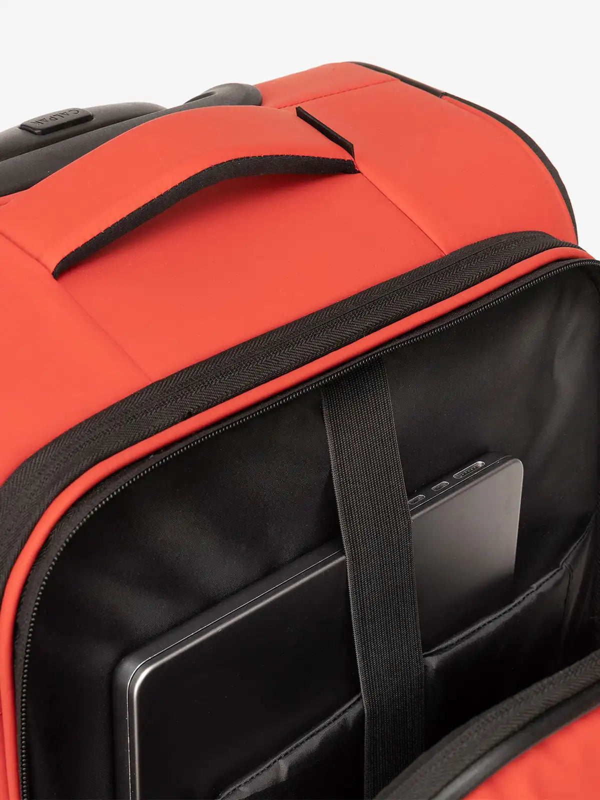 calpaktravelmalls.com
