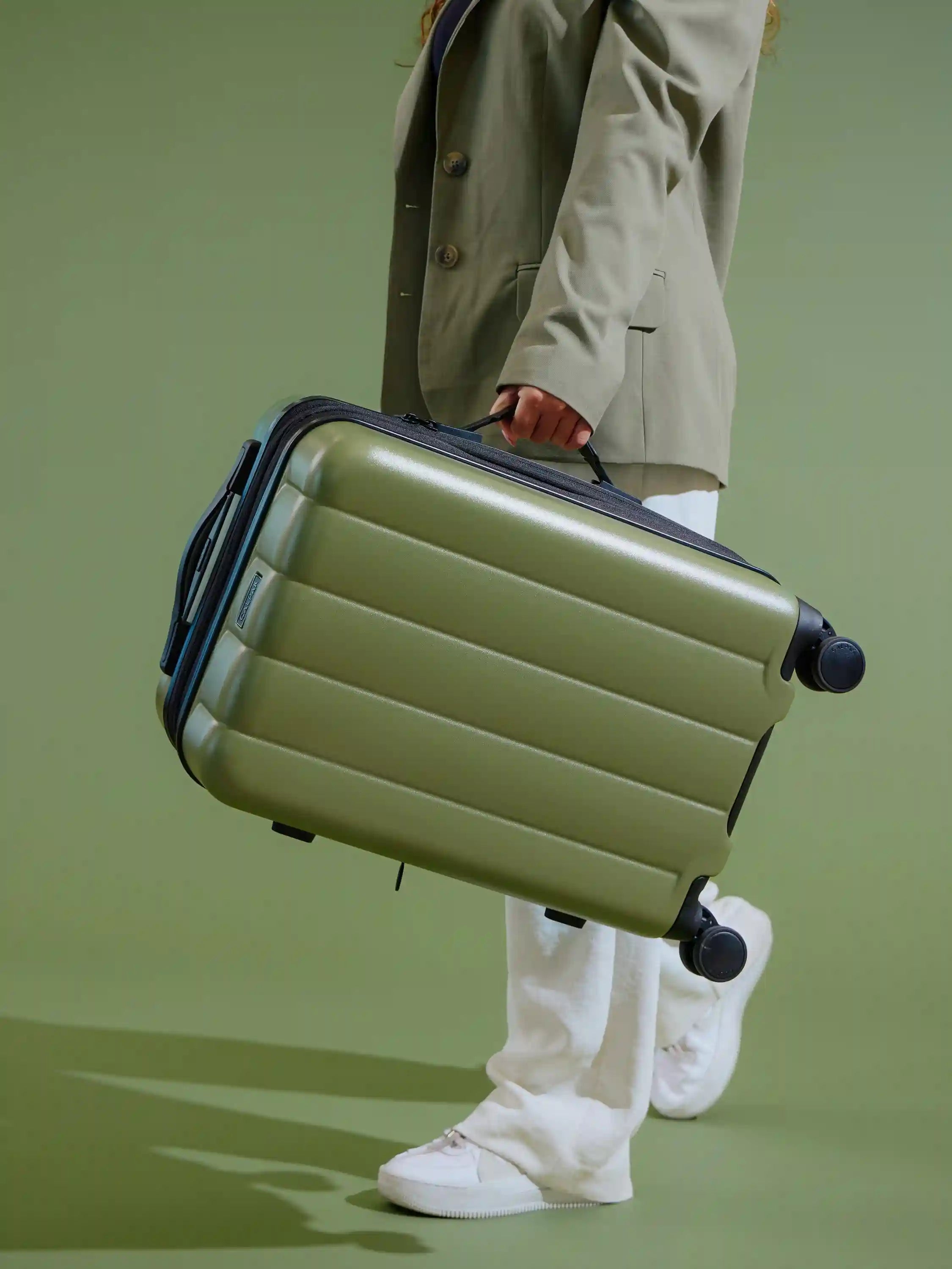 calpaktravelmalls.com